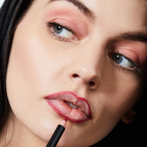 Illamasqua Other - Illamasqua lip pencil